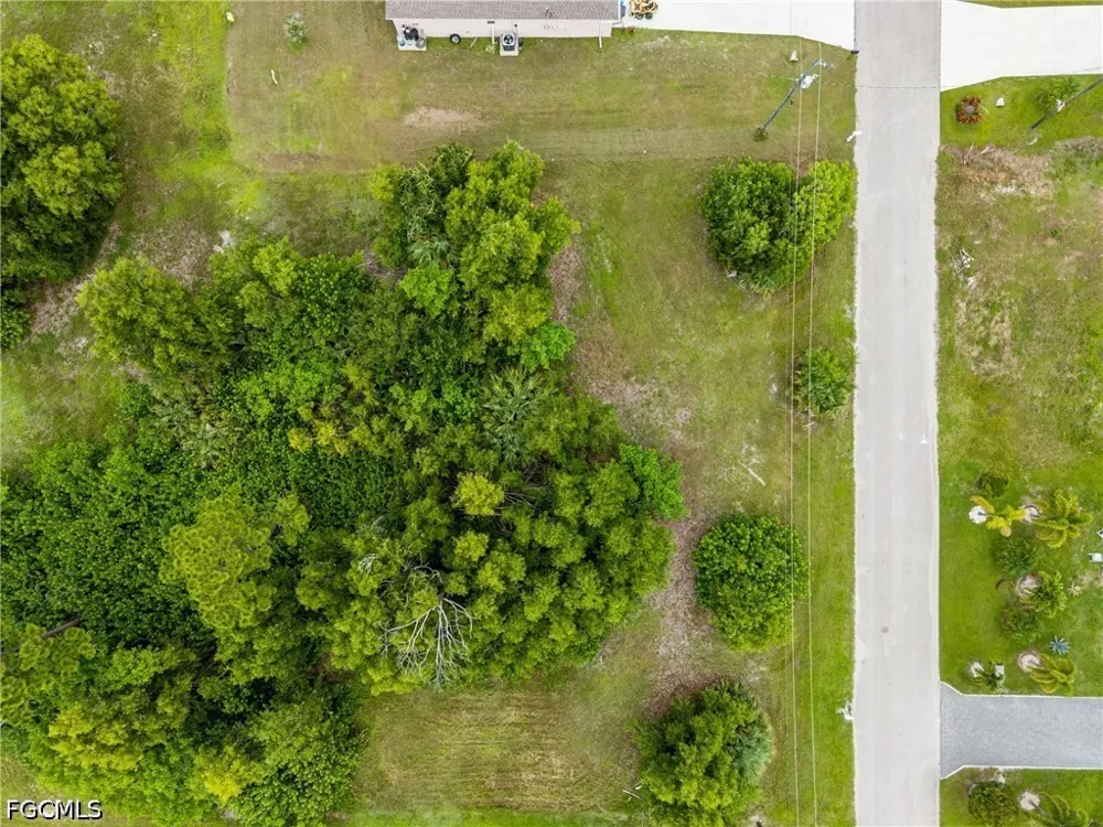 NW 40th Avenue Cape Coral, FL 33993