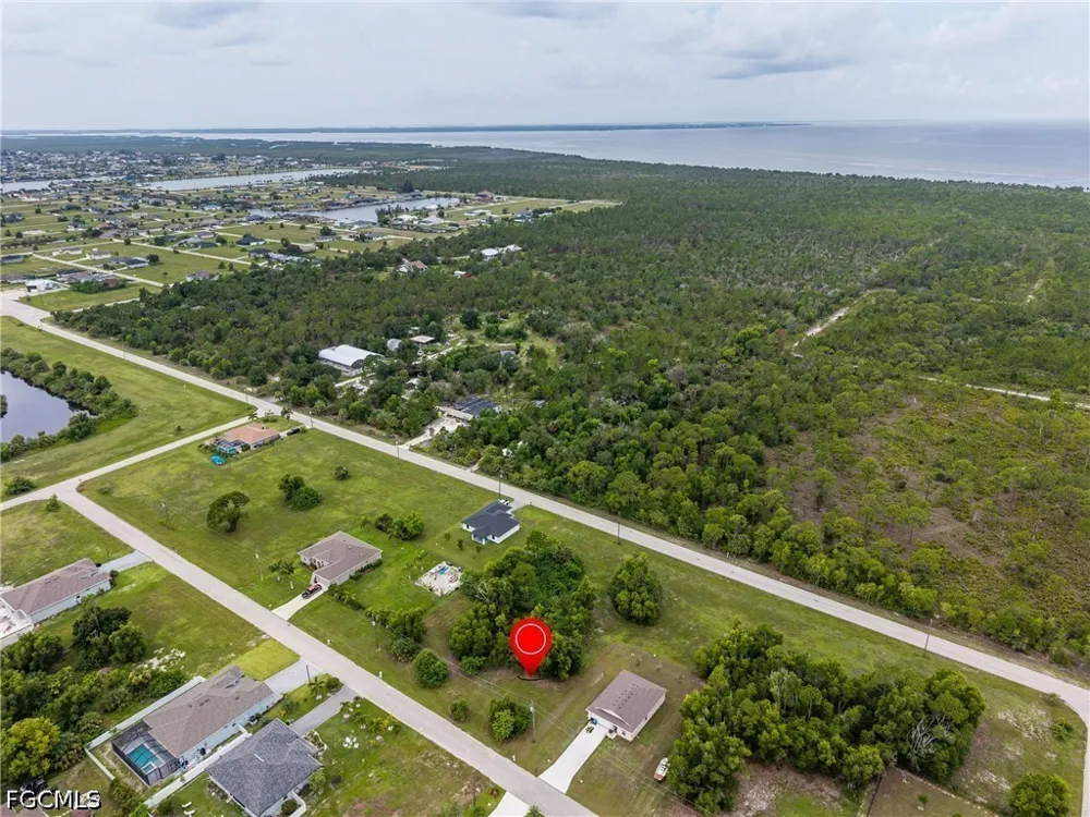 NW 40th Avenue Cape Coral, FL 33993