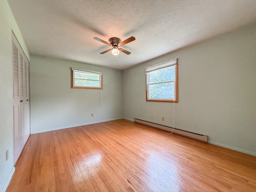 28493 Downey Street Dowagiac, MI 49047