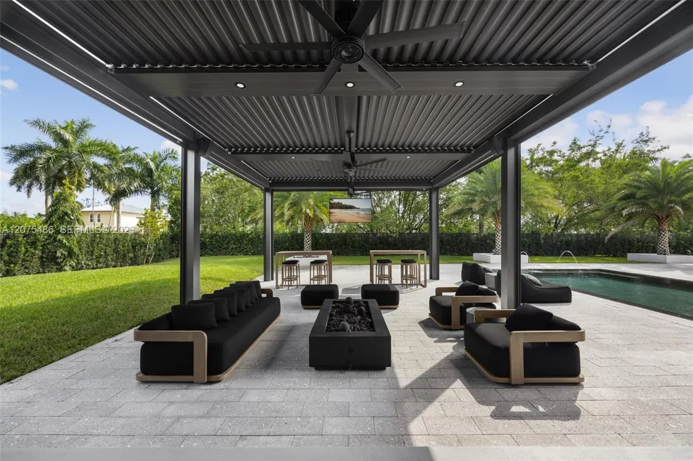 14940 SW 16th Ct Davie, FL 33326
