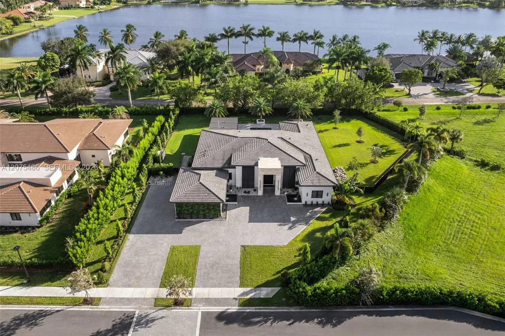 14940 SW 16th Ct Davie, FL 33326
