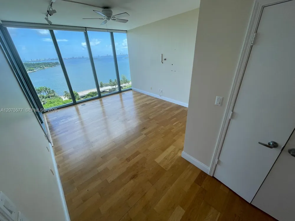 601 NE 36th St #1209 Miami, FL 33137