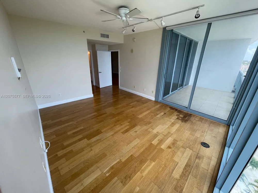 601 NE 36th St #1209 Miami, FL 33137