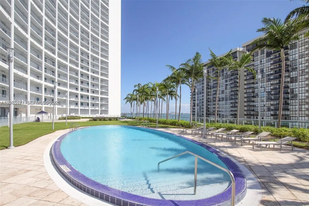 601 NE 36th St #1209 Miami, FL 33137