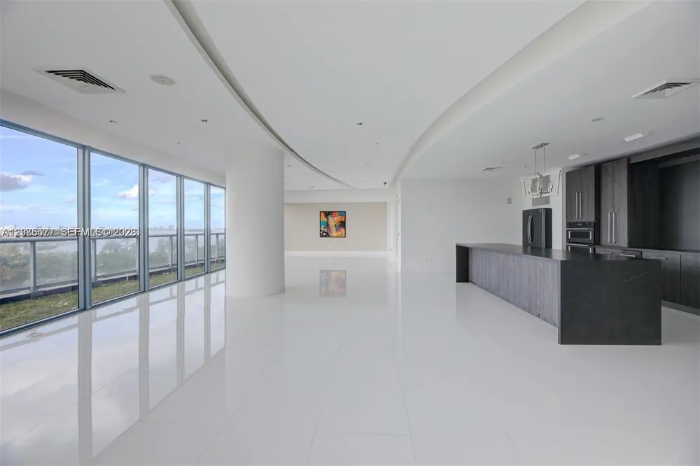 601 NE 36th St #1209 Miami, FL 33137