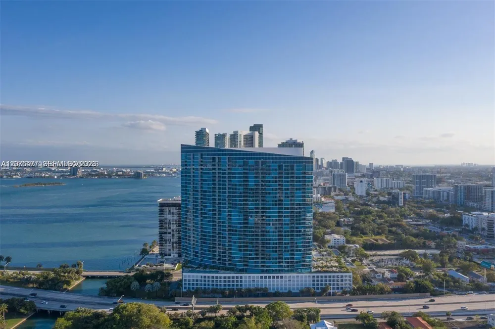601 NE 36th St #1209 Miami, FL 33137