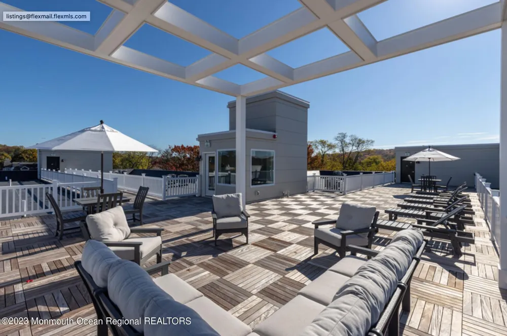 158 First Avenue #208 Atlantic Highlands, NJ 07716
