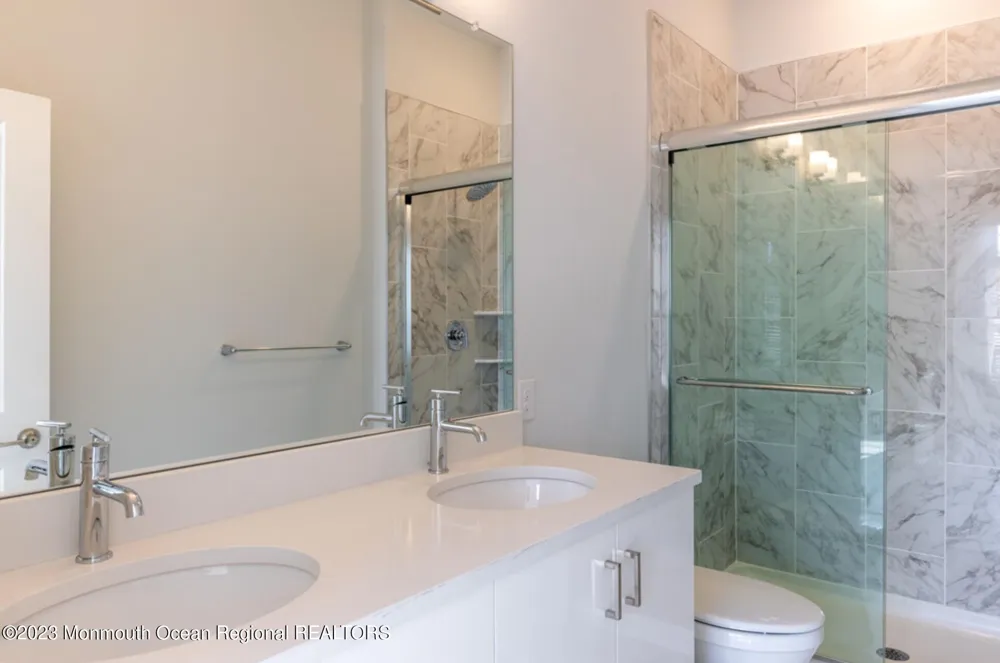 158 First Avenue #208 Atlantic Highlands, NJ 07716