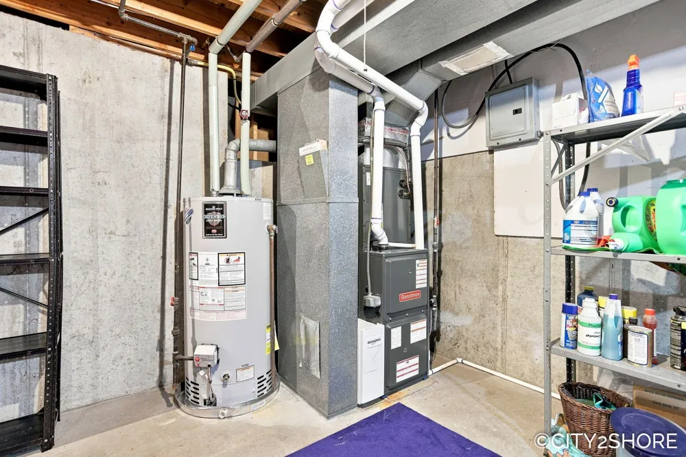 418 Harrison Street Coopersville City, MI 49404