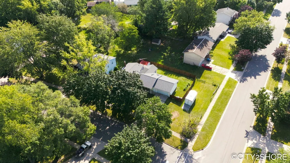 418 Harrison Street Coopersville City, MI 49404