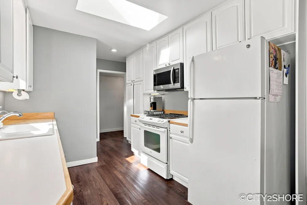 418 Harrison Street Coopersville City, MI 49404