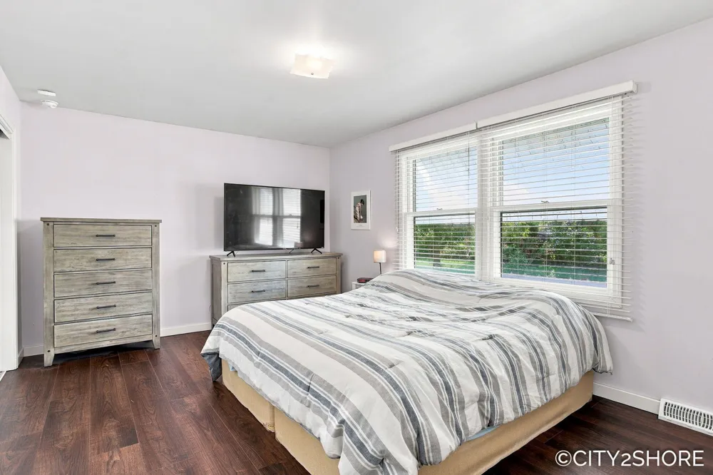 418 Harrison Street Coopersville City, MI 49404