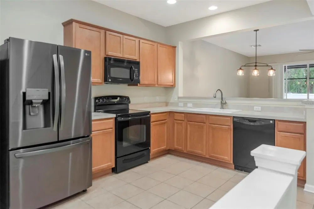 10208 ESTERO BAY LANE Tampa, FL 33625