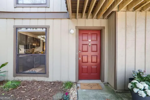 210 Woodcliff DR