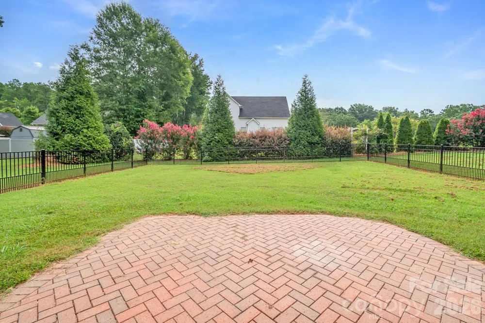 3697 Travertine Drive Lancaster, SC 29720
