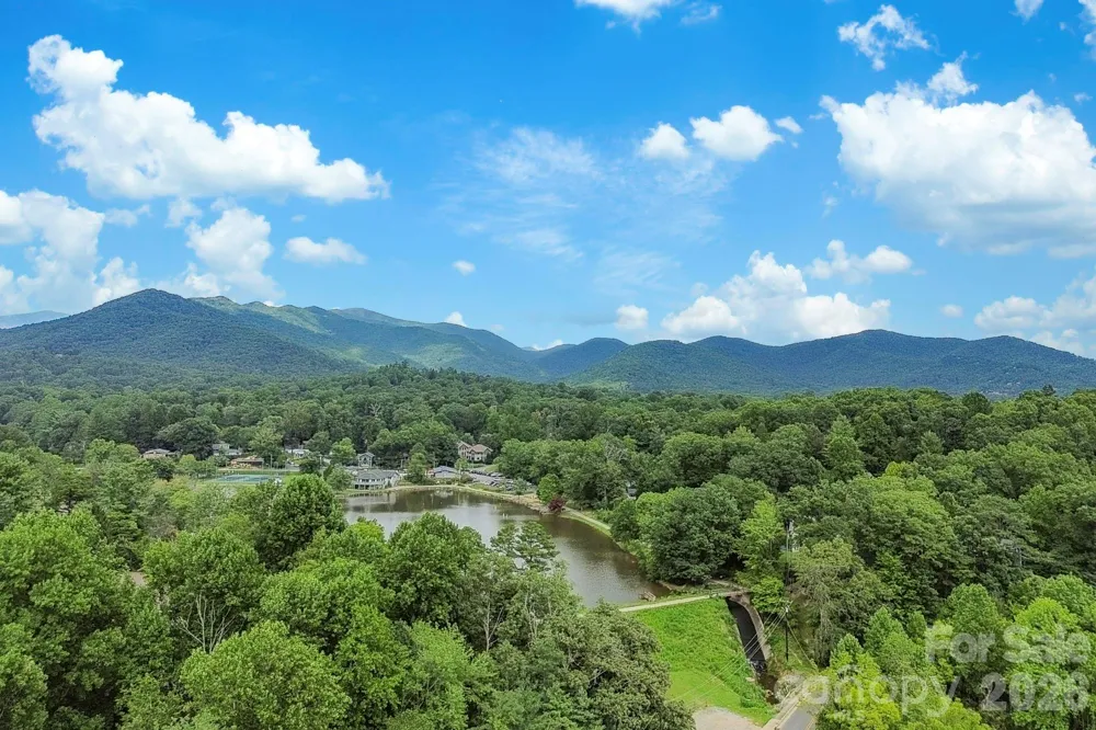 169 and 171 Cragmont Road Black Mountain, NC 28711