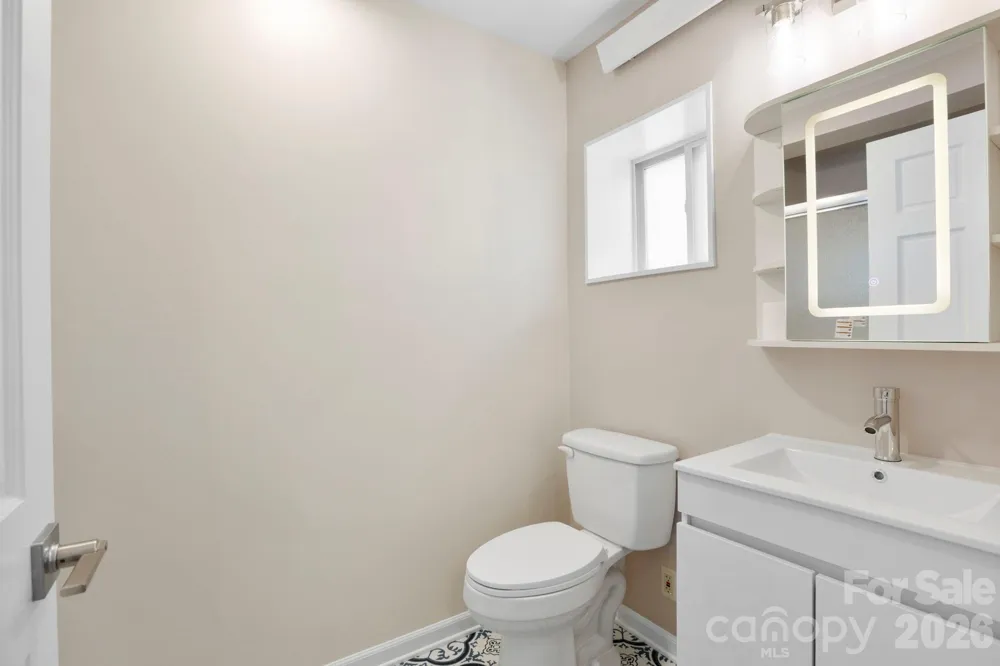 169 and 171 Cragmont Road Black Mountain, NC 28711