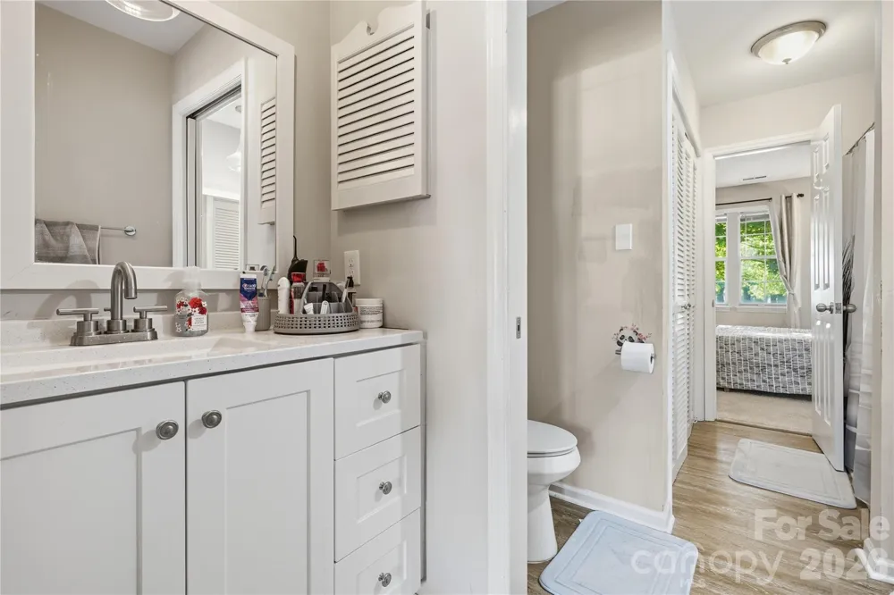 5227 Amity Springs Drive Charlotte, NC 28212