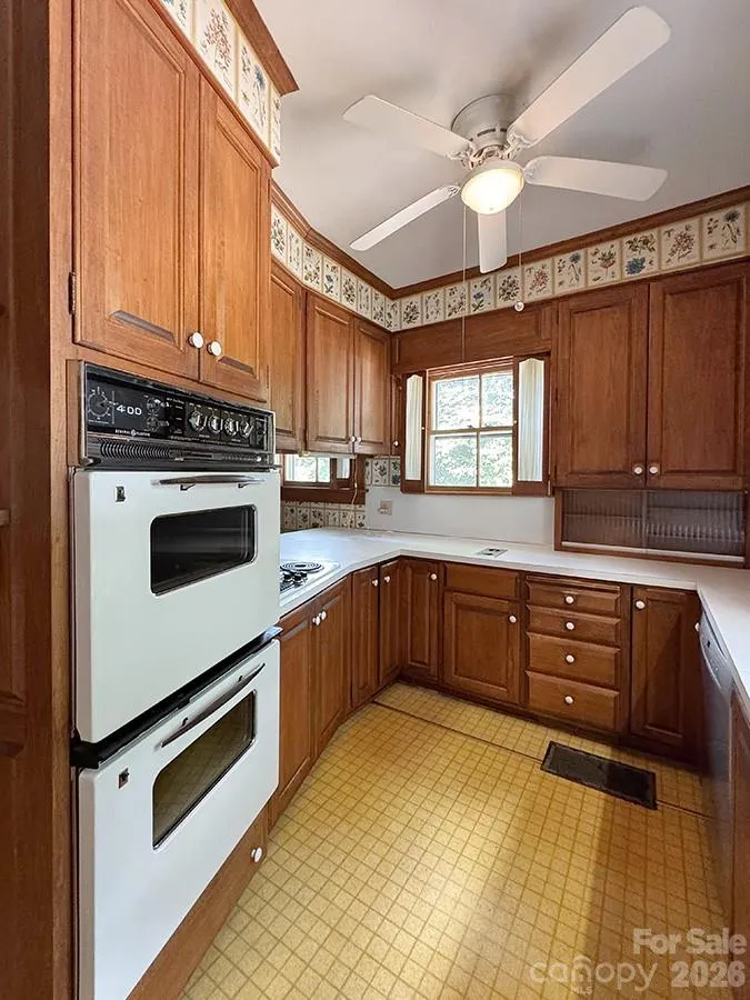 842 Aspen Street Lincolnton, NC 28092