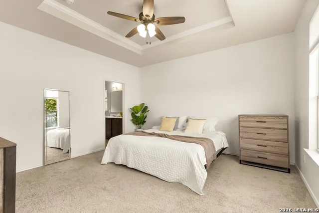 7402 Derby Vis Selma, TX 78154