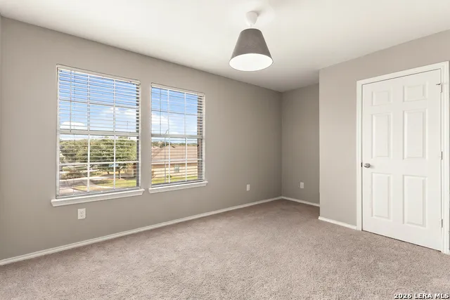 7402 Derby Vis Selma, TX 78154