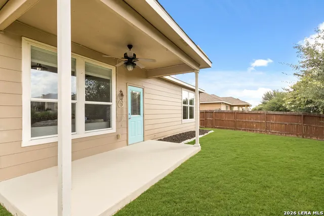 7402 Derby Vis Selma, TX 78154