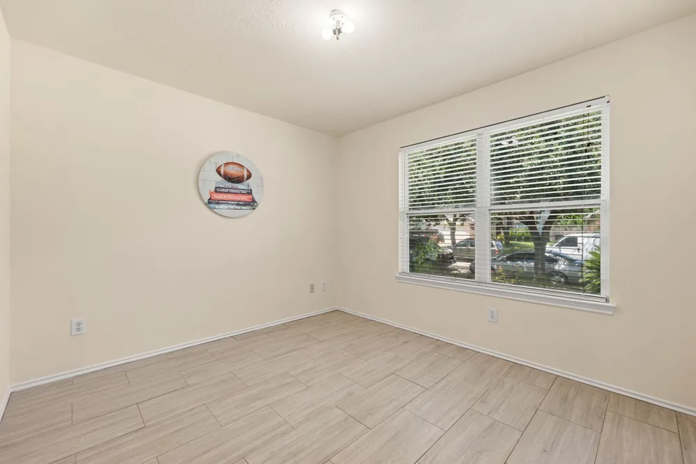 2631 Steelhead Drive Houston, TX 77045