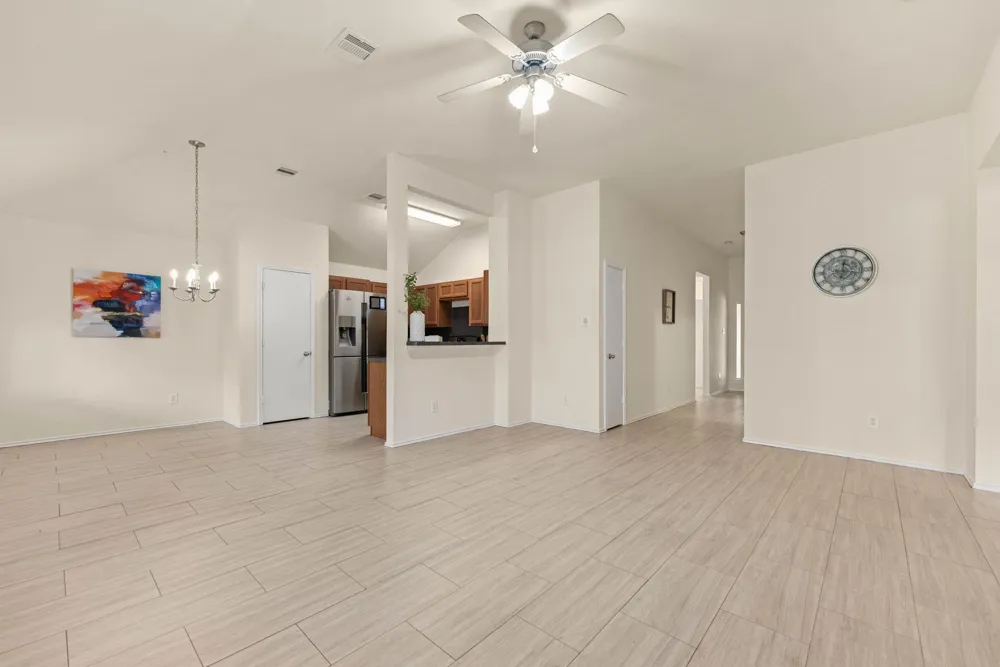 2631 Steelhead Drive Houston, TX 77045