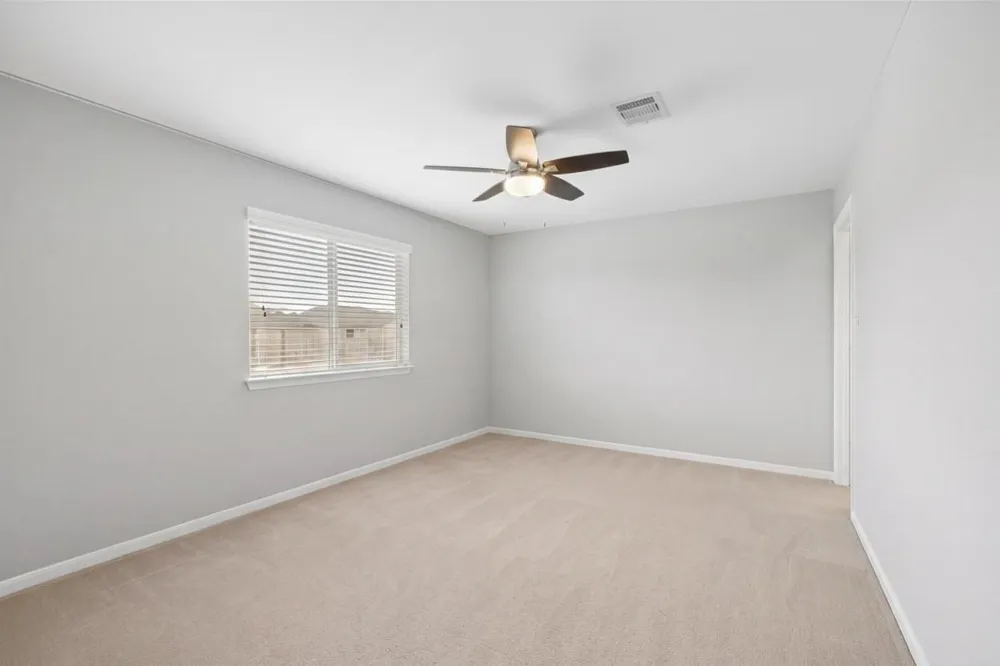 1193 Stallion Ridge Alvin, TX 77511
