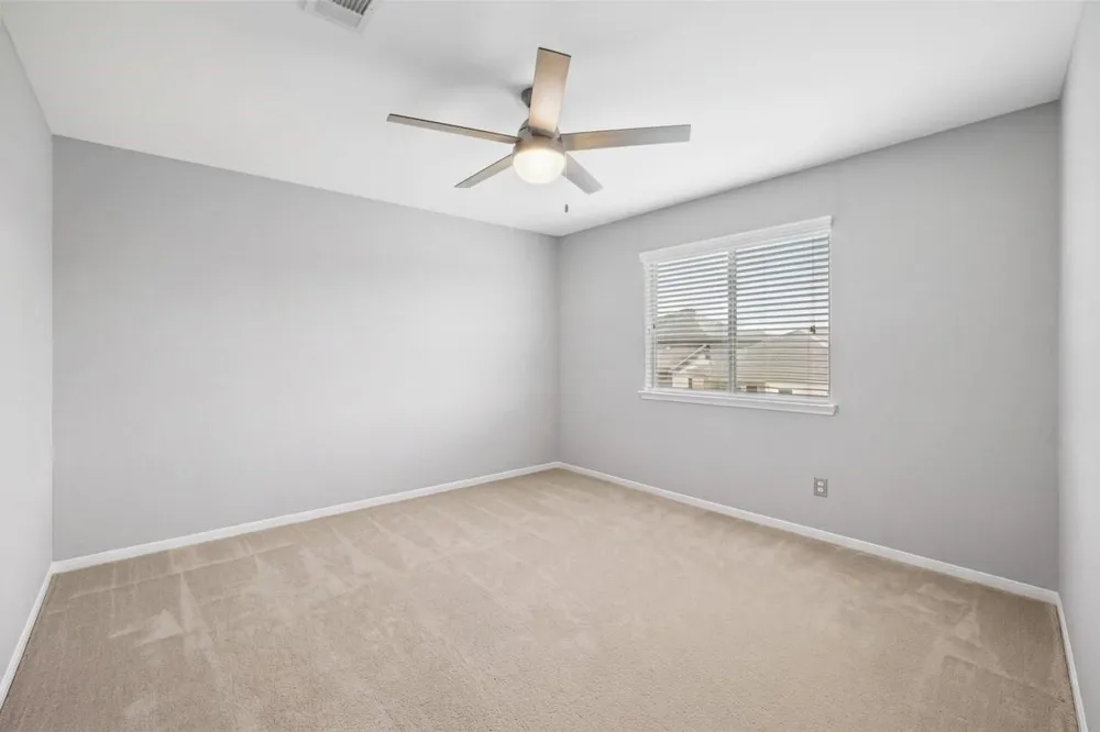 1193 Stallion Ridge Alvin, TX 77511