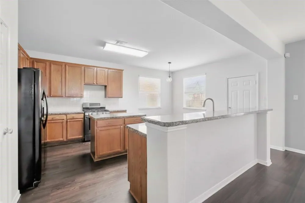 1193 Stallion Ridge Alvin, TX 77511