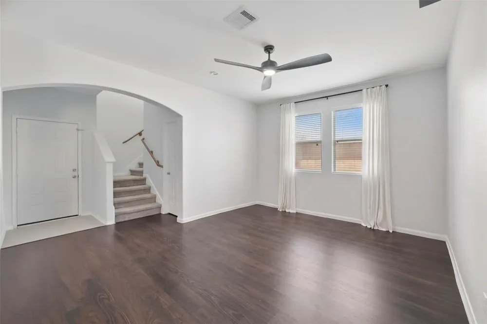 1193 Stallion Ridge Alvin, TX 77511