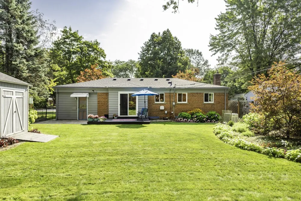765 Mansfield Street Ypsilanti, MI 48197