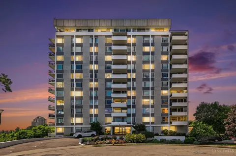 2401 Ingleside Avenue #5A