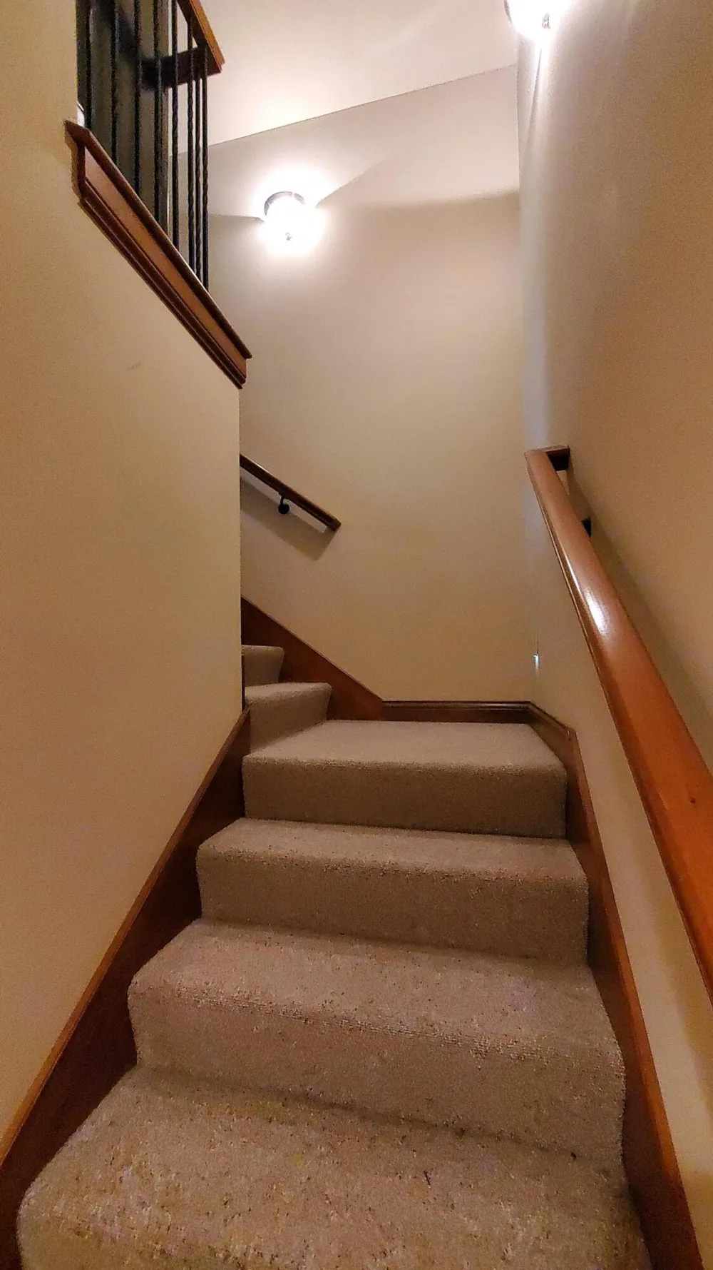3096 Jennifer Court Wheatfield, IN 46392