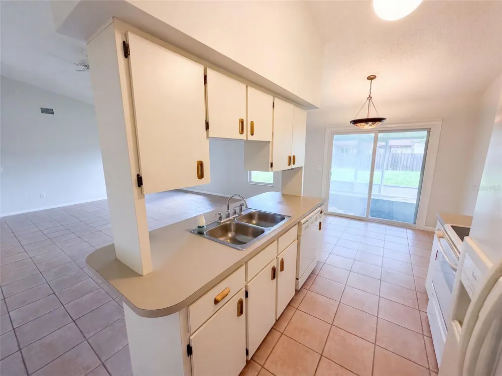 1061 HUNT STREET NW Palm Bay, FL 32907