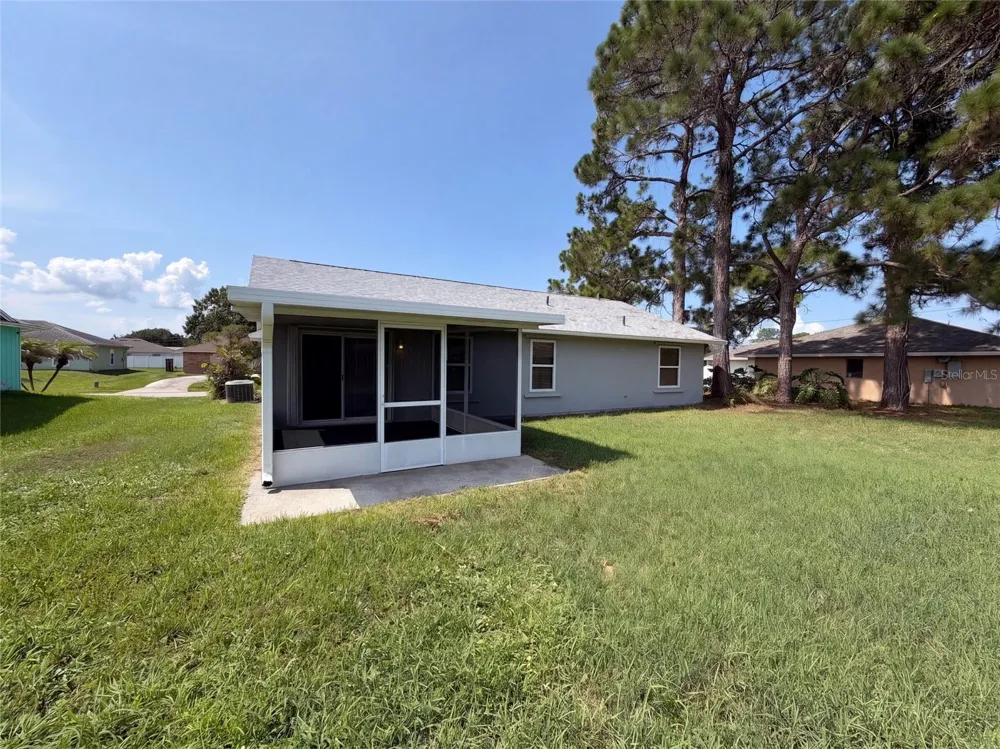 1061 HUNT STREET NW Palm Bay, FL 32907