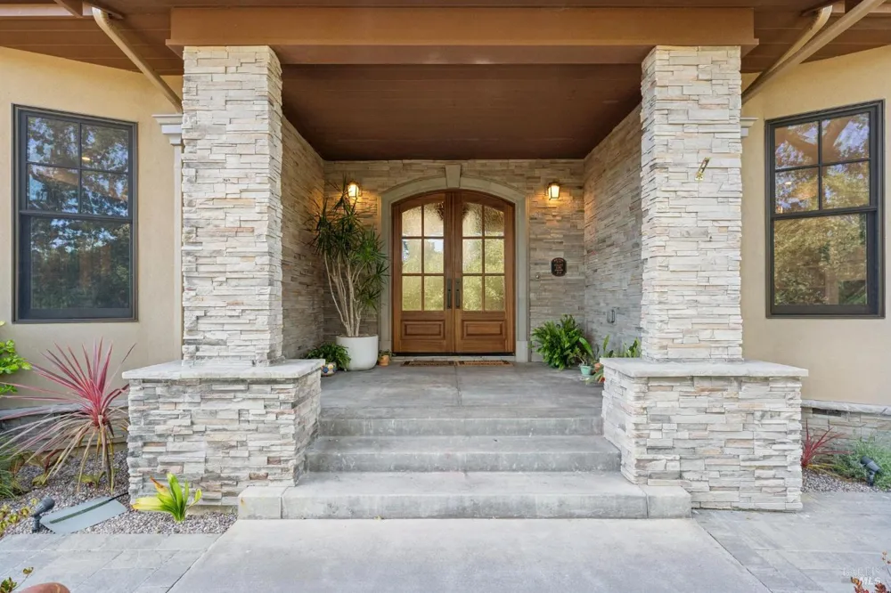 1203 7th Street Novato, CA 94945