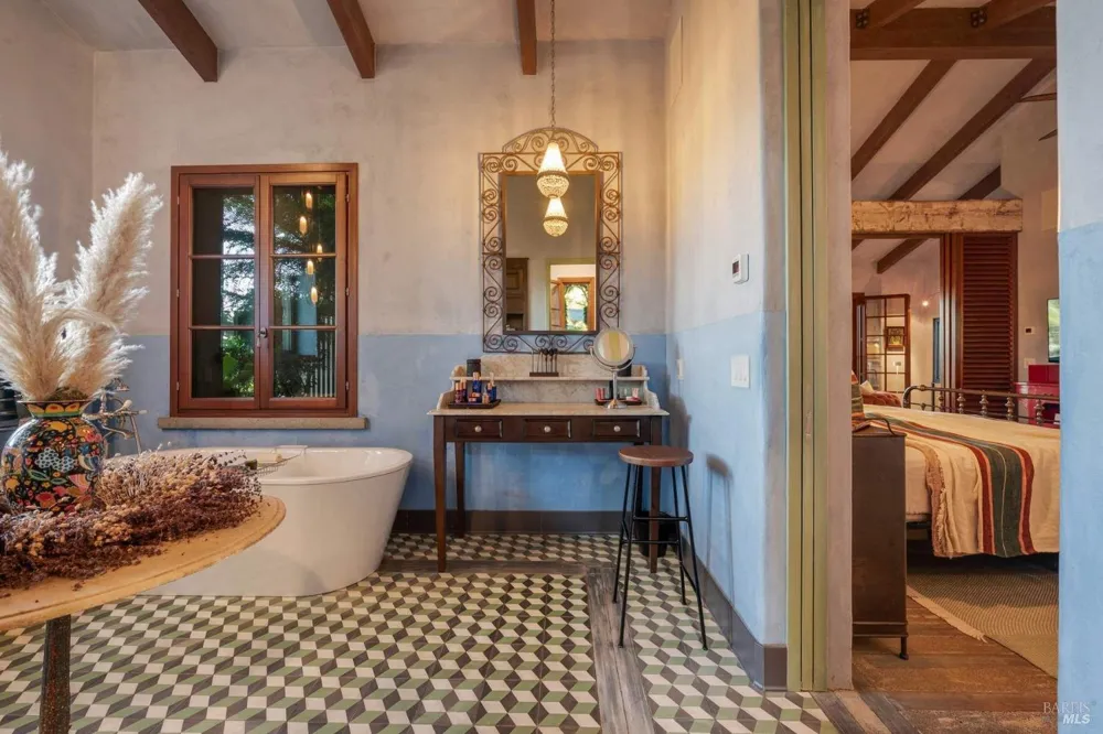 4296 Savannah Trail Santa Rosa, CA 95404