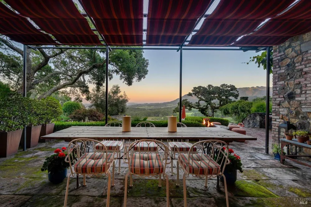 4296 Savannah Trail Santa Rosa, CA 95404