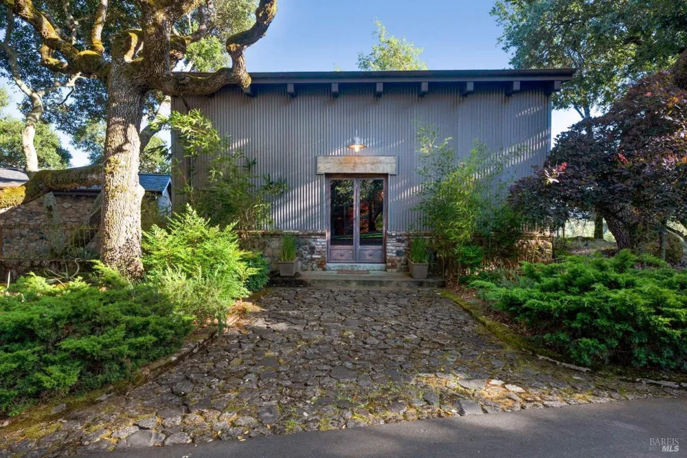 4296 Savannah Trail Santa Rosa, CA 95404