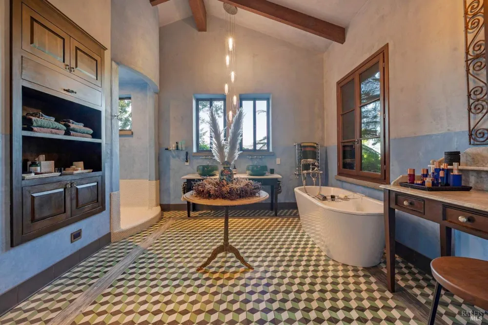 4296 Savannah Trail Santa Rosa, CA 95404