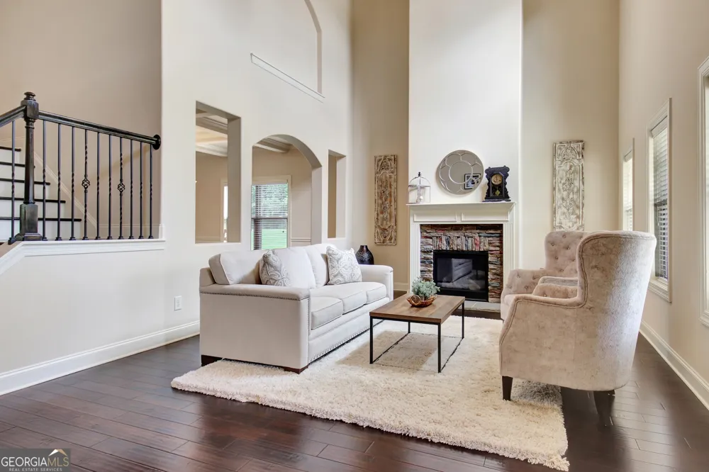 375 Grandmas LN Fayetteville, GA 30215