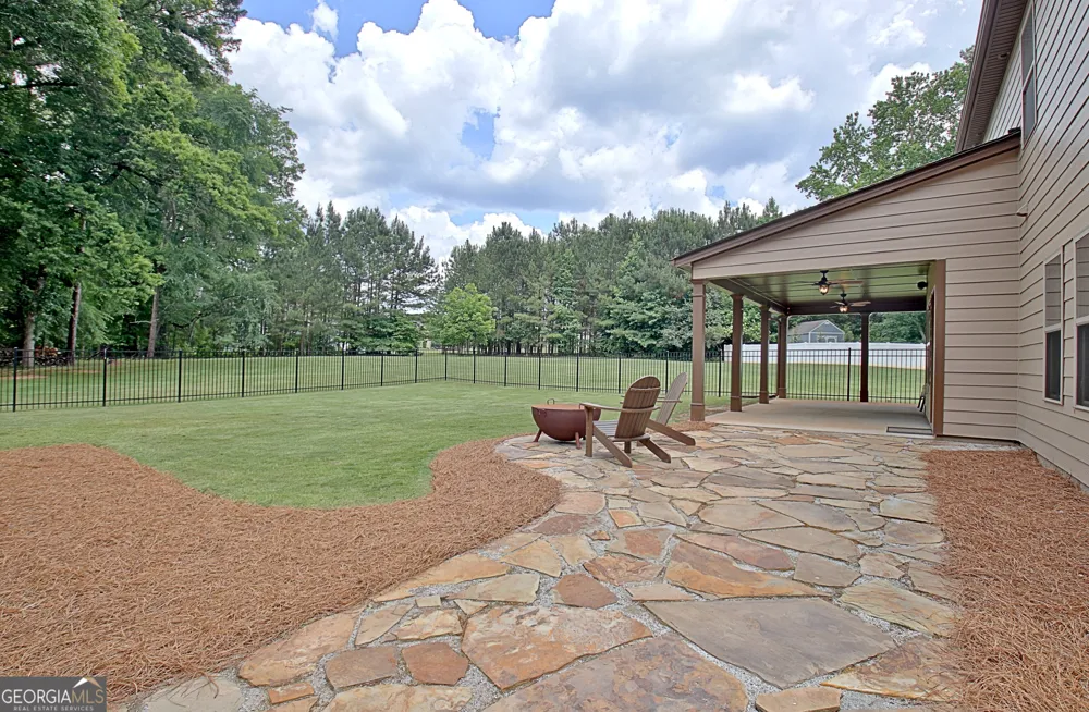 375 Grandmas LN Fayetteville, GA 30215
