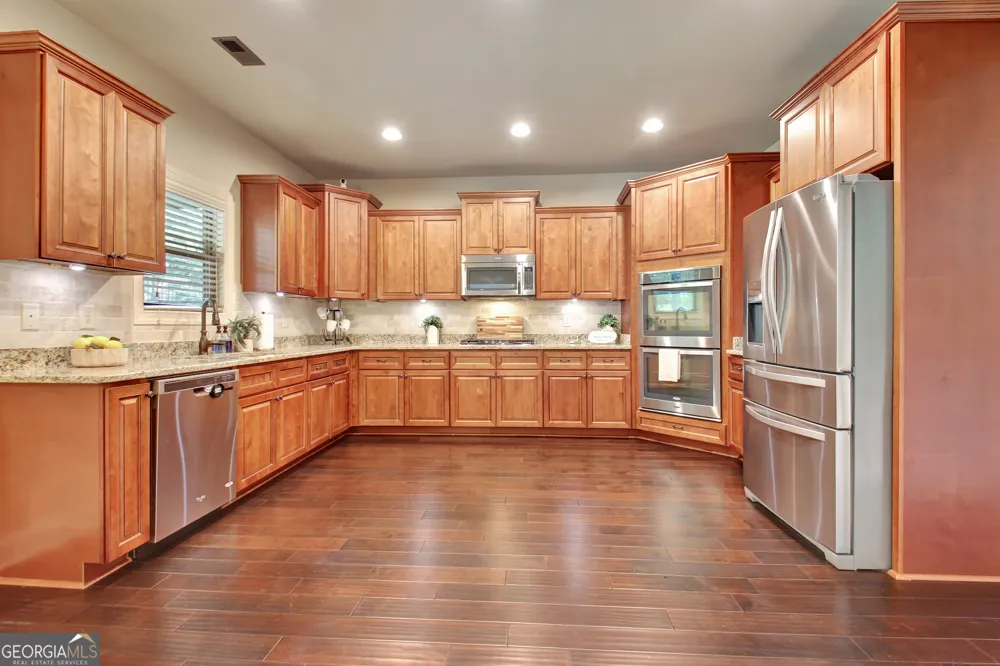 375 Grandmas LN Fayetteville, GA 30215