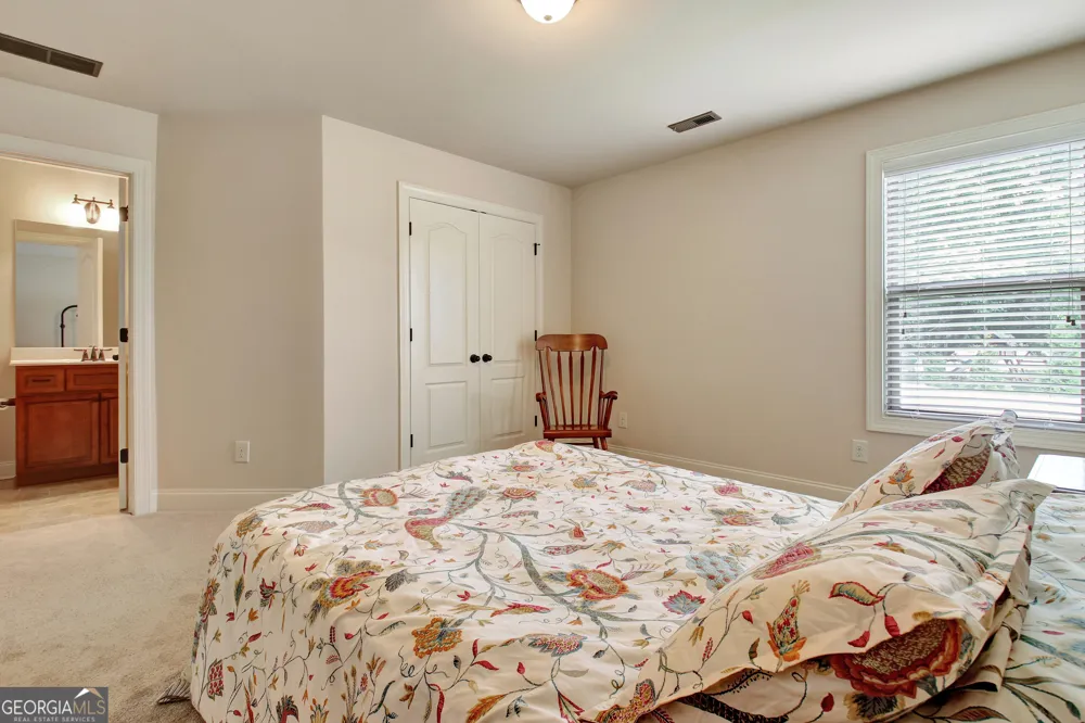 375 Grandmas LN Fayetteville, GA 30215