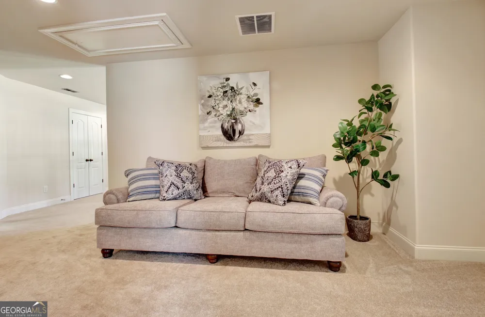 375 Grandmas LN Fayetteville, GA 30215
