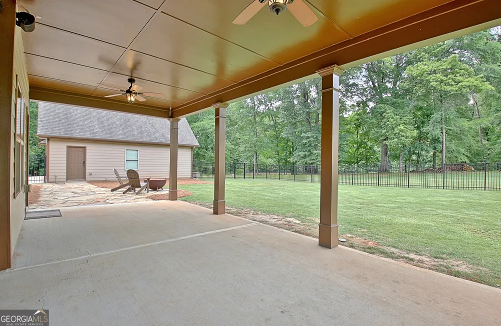 375 Grandmas LN Fayetteville, GA 30215