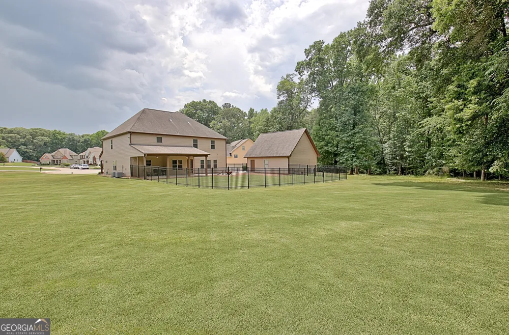 375 Grandmas LN Fayetteville, GA 30215