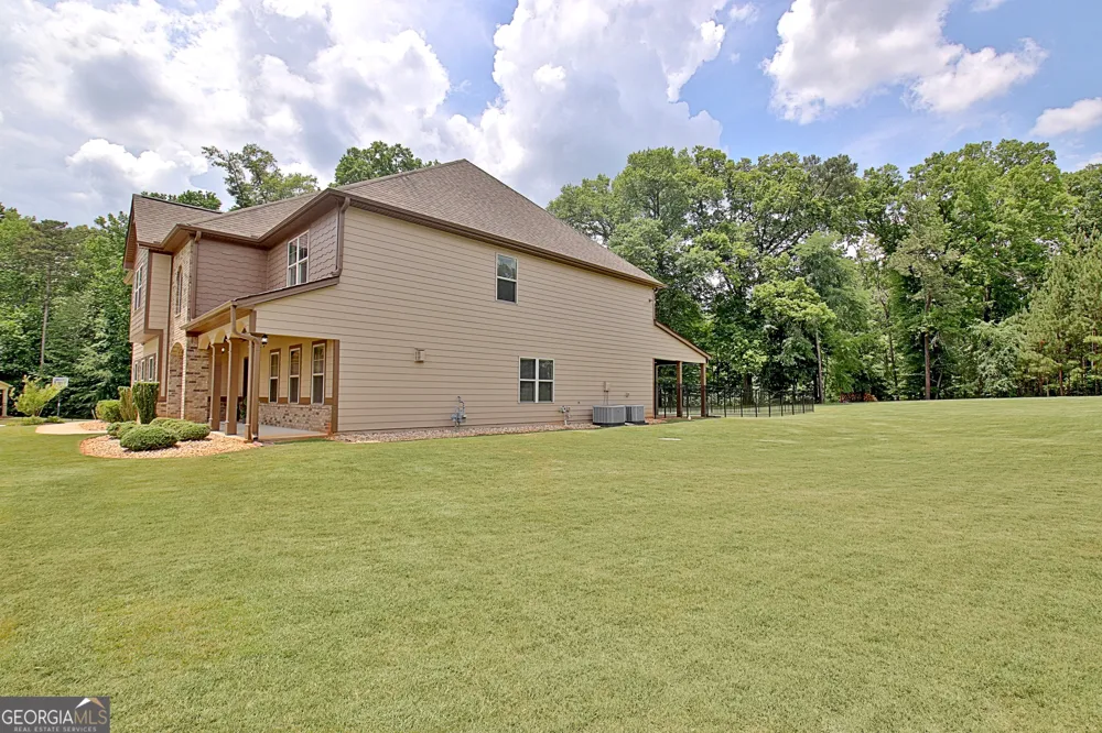 375 Grandmas LN Fayetteville, GA 30215